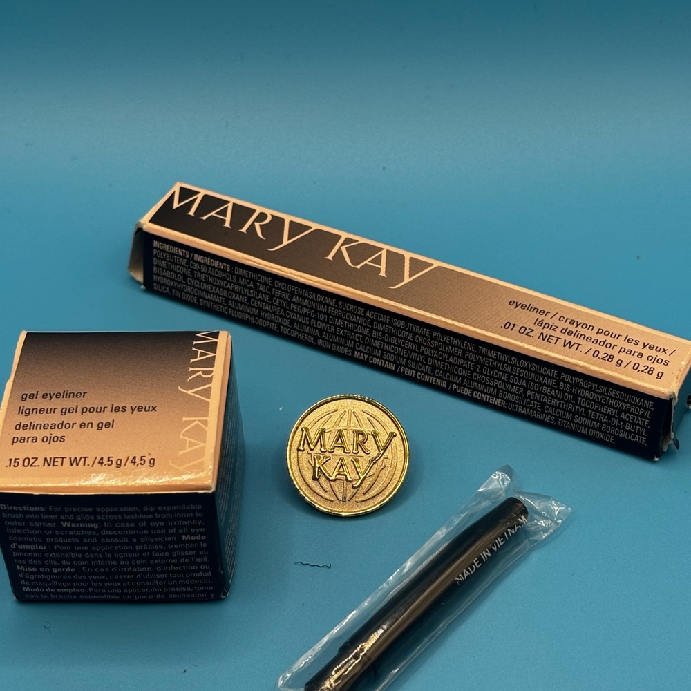 Mary Kay Gel Eyeliner Set - Black and Gold